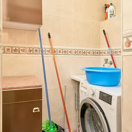 Casa En Bajo Cerca Del B. De Europa Apartamento
