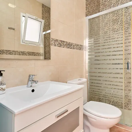 Casa En Bajo Cerca Del B. De Europa Nerja